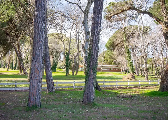 Jardin Du Golf * لا غراند موت
